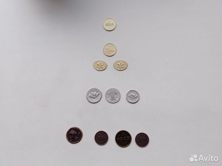 Продам монеты пятёрочка