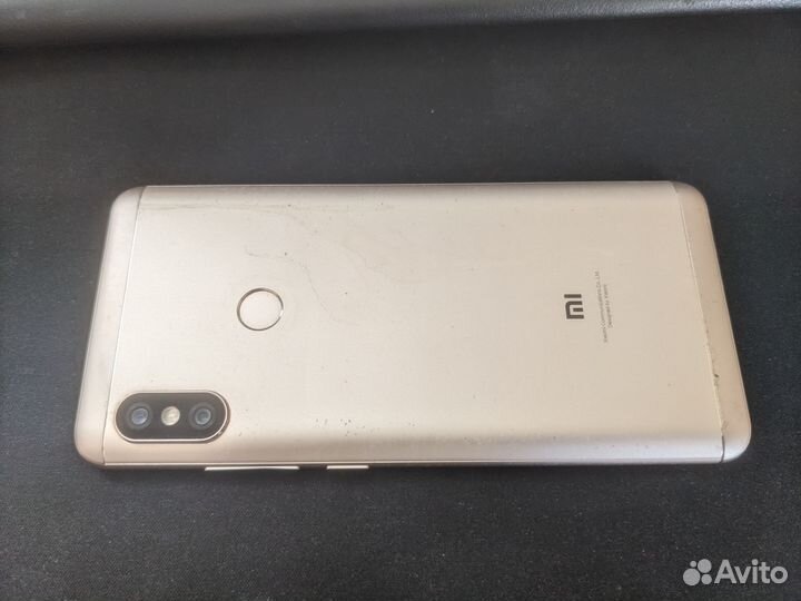 Xiaomi Redmi Note 5, 4/64 ГБ