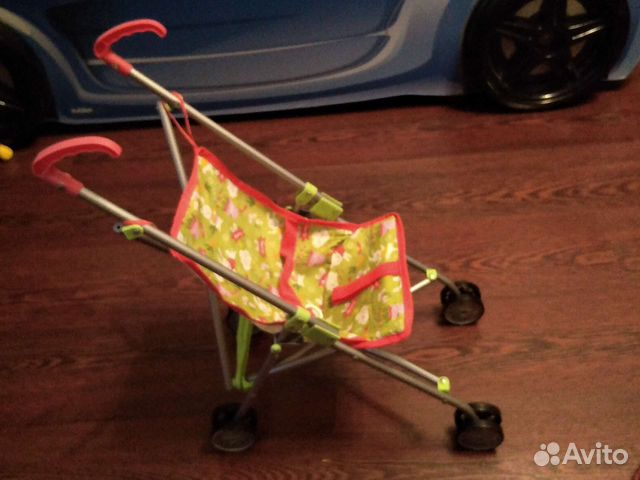 Коляска кукольная