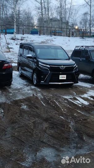Toyota Voxy, 2018