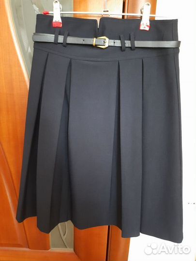 Продам школьную юбку