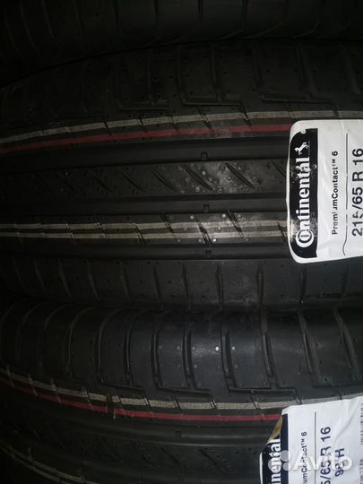 Continental PremiumContact 6 215/65 R16 98H