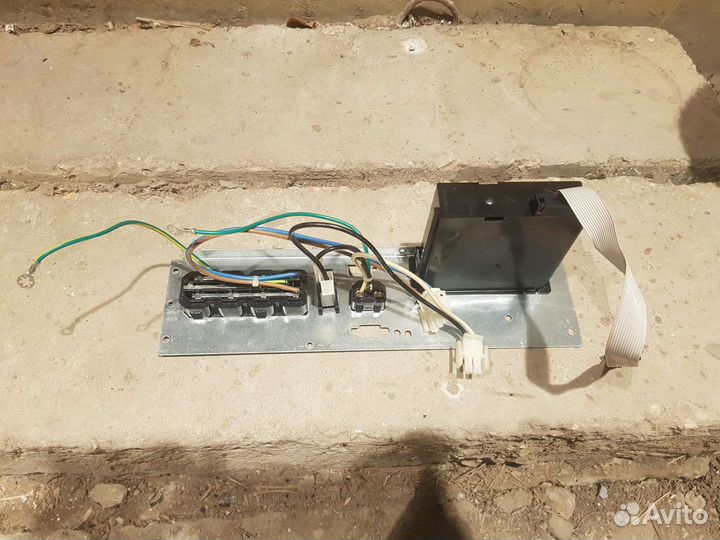 Ибп APS Smart UPS 750 VA RM2U 230V б\у рабочий