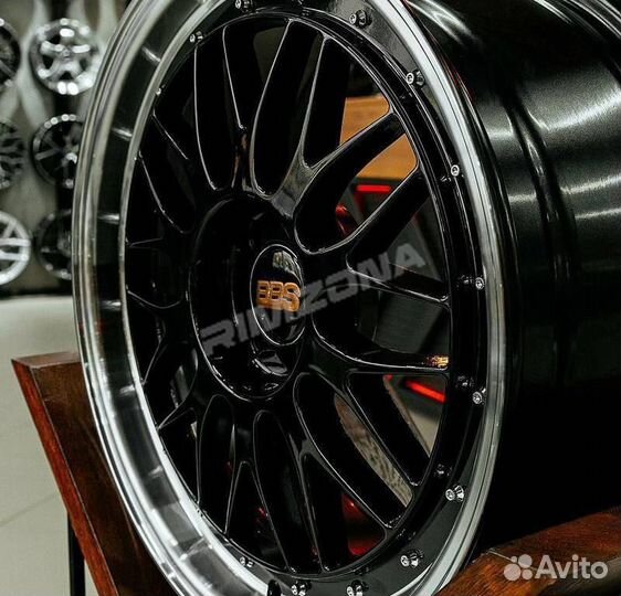 Литой диск BBS R17 5x108