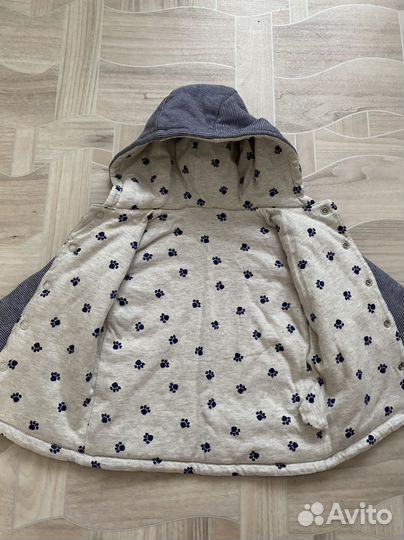 Демисезон. двусторонняя куртка на мальчика р. 74