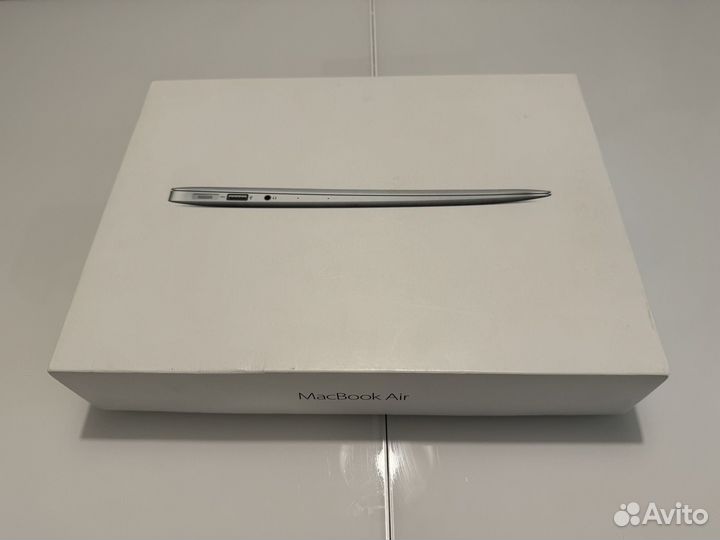Macbook Air(13 inch, 2017)