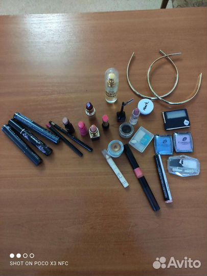 Косметика Avon