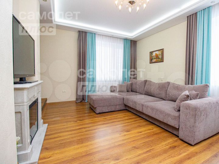 3-к. квартира, 136,7 м², 2/3 эт.