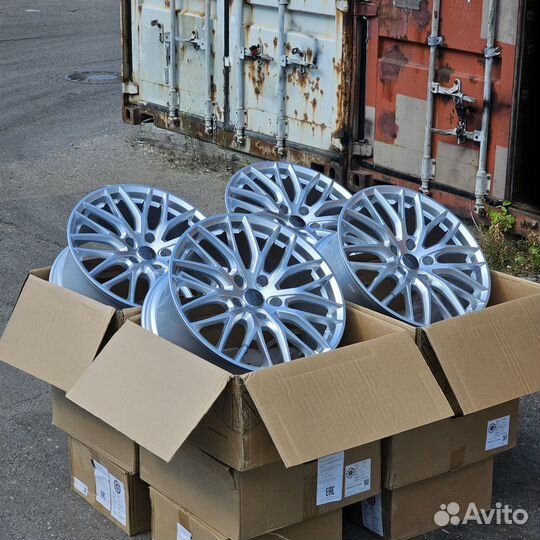 Диски для Audi Q7 20x9 5x130