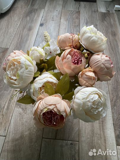 Букет из искусственных цветов пионов