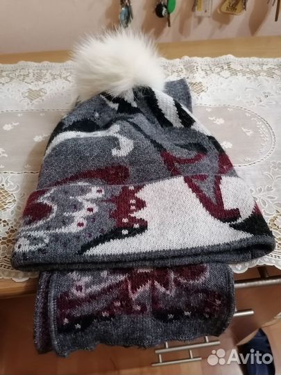 Зимний комплект шапка и шарф женский