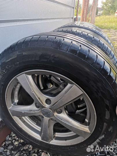 Колеса 215/65 r16 летние