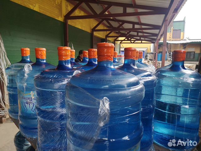 Доставка бутилированной 19л воды купить в Санкт-Петербурге | Готовый ...