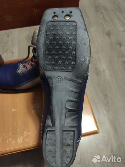 Лыжные ботинки