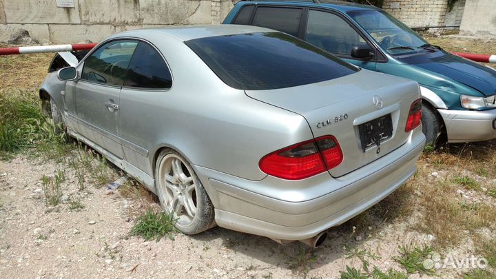 Mercedes w208 в разбор