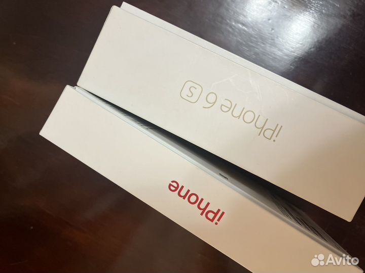 Каробки от iPhone 11, 6s