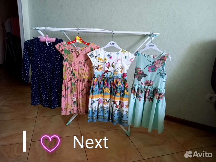 Платье Next 116 -122 (4 шт )красивые нарядные