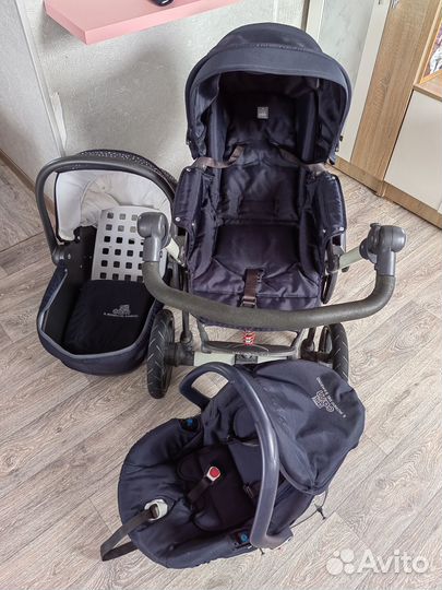 Продам коляску 3 в 1