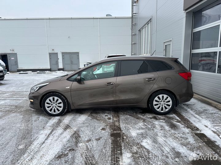 Kia Ceed 1.6 AT, 2015, 173 000 км