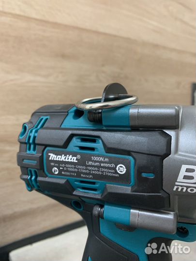 Гайковерт грузовой makita 2000 N новый