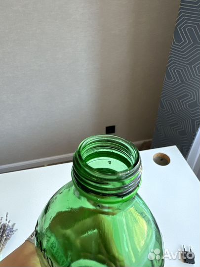 Бутыль стеклянная зеленая ваза