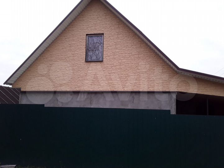 Дом 180 м² на участке 35 сот.