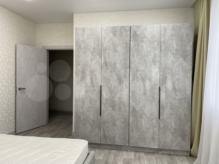 2-к. квартира, 74 м², 1/7 эт.