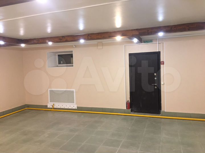 Торговая площадь, 77 м²