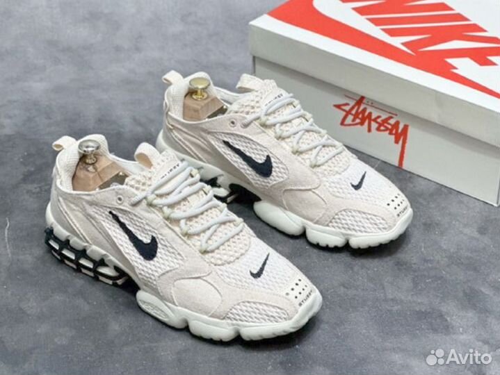 Кроссовки Nike Stussy