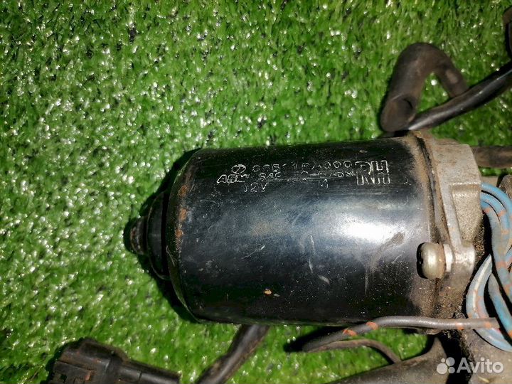 Мотор стеклочестителя (дворников) передний Subaru