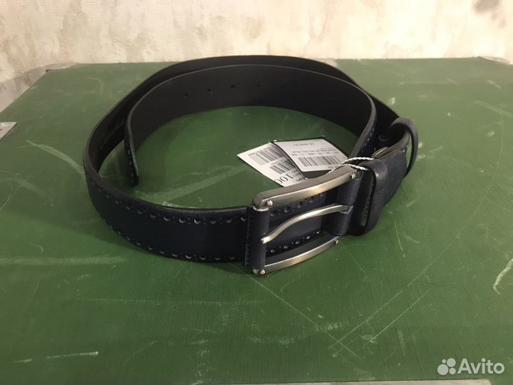 Мужской кожаный ремень