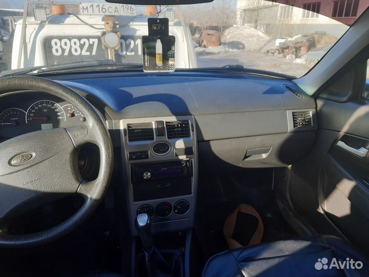 Лада Приора в разбор