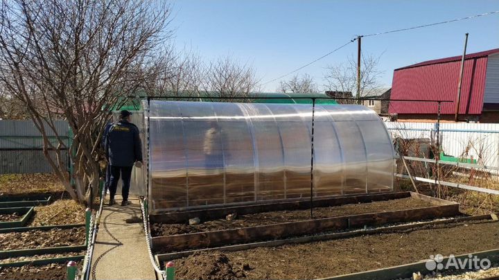 Теплица 3 на 8 из поликарбоната