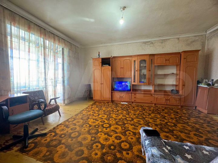 3-к. квартира, 75 м², 2/2 эт.