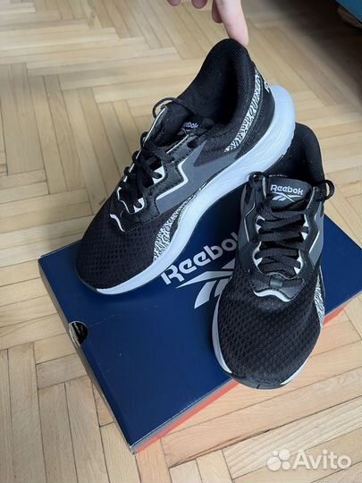 Кроссовки reebok женские