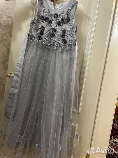 Платье на девочку