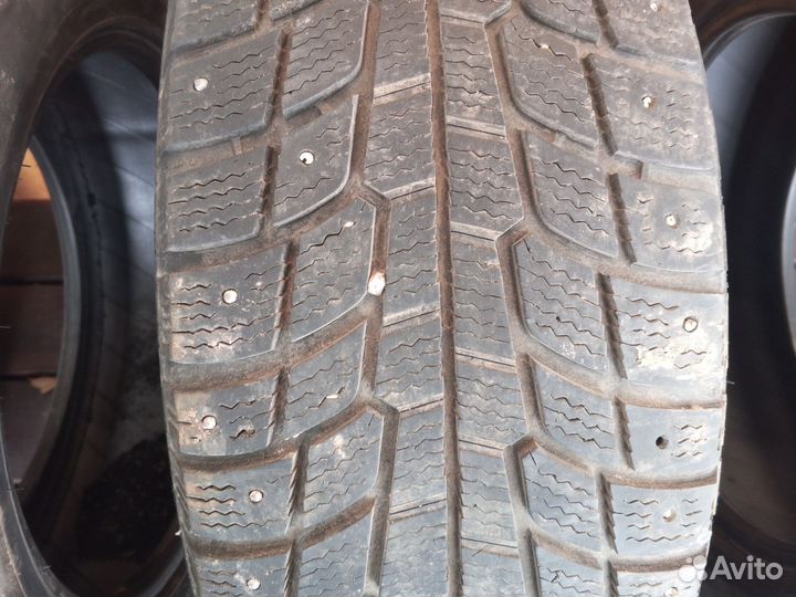 Michelin XF 235/55 R17