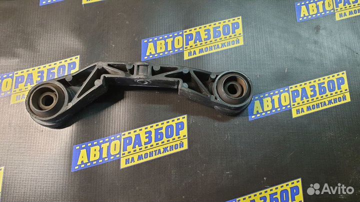 Кронштейн корпуса воздушного фильтра Opel Astra