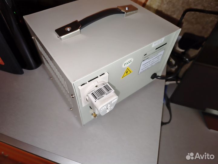 Понижающий трансформатор стабилизатор 100в,1500вА