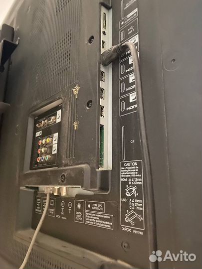 Телевизор Sharp LC-70LE740