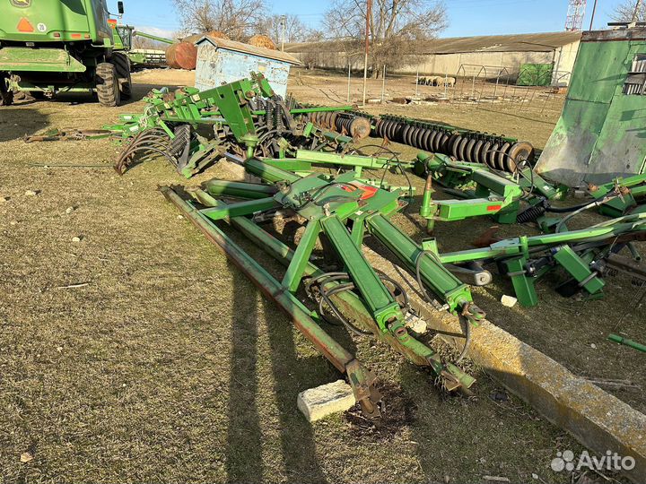 Бункер John Deere 1910, 2010