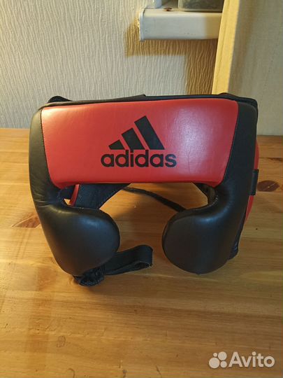 Боксерский шлем adidas pro sparring