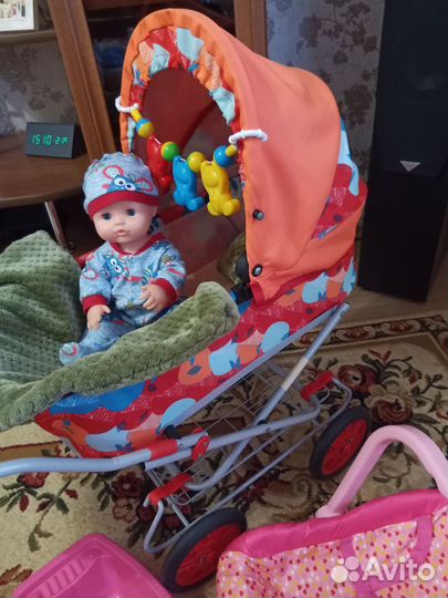 Коляска кукольная