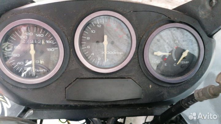 Suzuki gsx600f