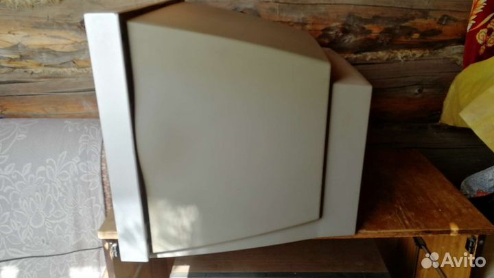 Телевизор 3шт