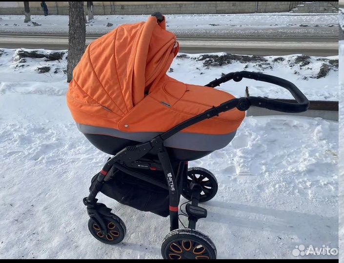 Продам коляску зима-лето