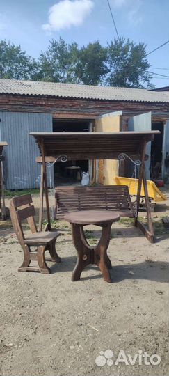 Садовая качель с крышей из сосны