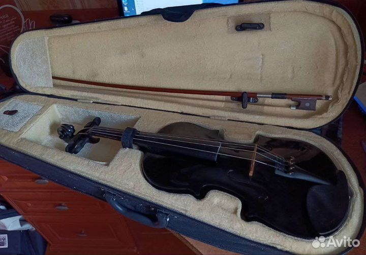 Скрипка черная 1/2