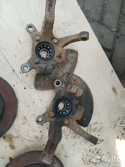 Поворотный кулак перед митсубиси ек вагон/ek Wagon