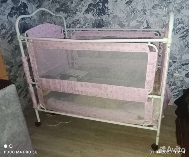 Детская кроватка